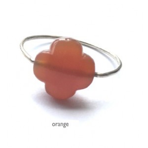 Bague trèfle orange