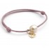 bracelet perle eau douce sur cordon AVEC BRELOQUE